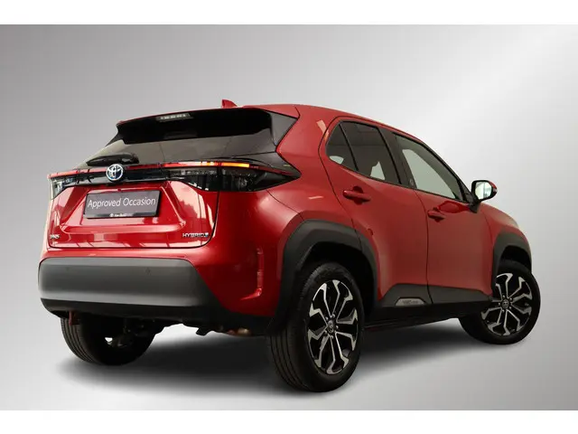 Toyota Yaris Cross 1.5 Hybrid Dynamic, Blind Spot, Parkeersensoren Apple Carplay / Android Auto.