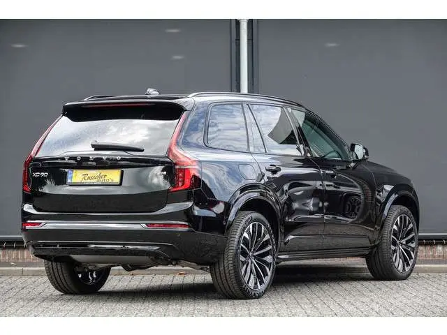 Volvo XC90 T8 Recharge 455Pk Aut. | Plug In Hybrid | Dark | 7-Persoons | 360° Camera | Harman-Kardon | Head-Up display | 21''