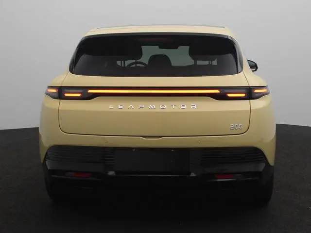Leapmotor B05