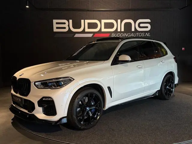 BMW X5 xDrive40i High Exe | M-performance | Pano | Trekhaak