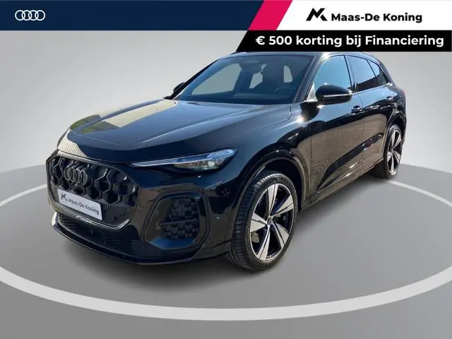 Audi Q5 40TFSIe 220KW/299PK Quatro S-edition Panoramadak · 360° Camera + parkeersensoren · Apple/And...