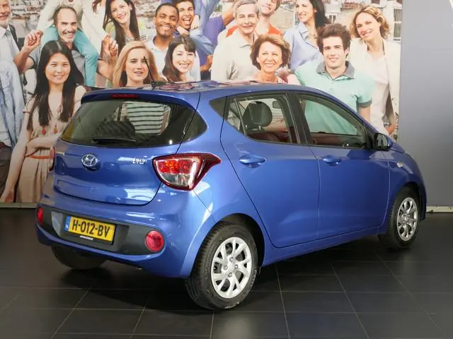 Hyundai i10 1.0i Comfort - Apple carplay/ Android auto - DAB - Sensor achter - Navi