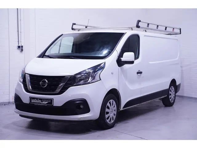 Nissan NV300