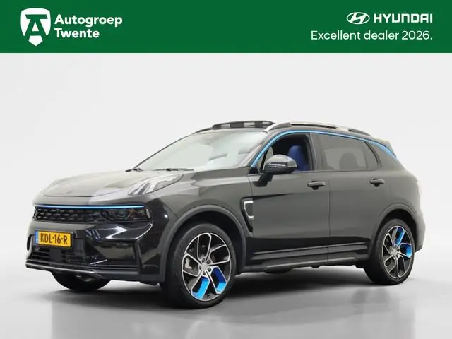 Lynk & Co 01