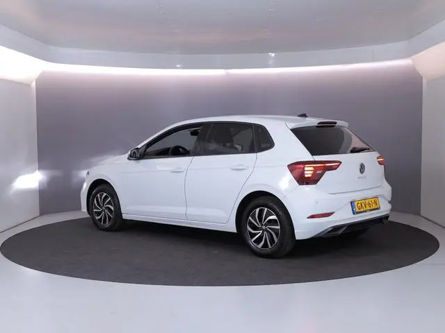 Volkswagen Polo 1.0 TSI Life Edition 95 pk | Verlengde garantie | Navigatie | Parkeersensoren achter...
