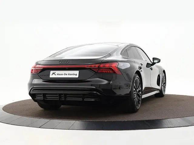 Audi e-tron GT 503 PK · Assistentiepaket Plus remote · Bang & Olufsen Premium 3D · Sportstoelen pro...