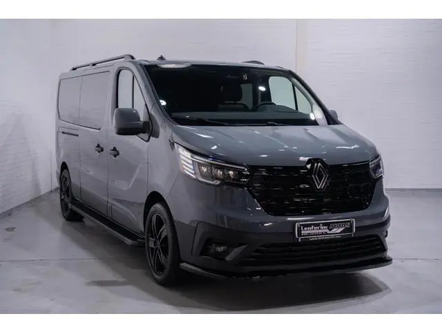 Renault Trafic 2.0 DCi 130 pk Dubbel Cabine Black&Grey Airco, Camera, 18" LMV, Spoiler V+A, LED Kopl...