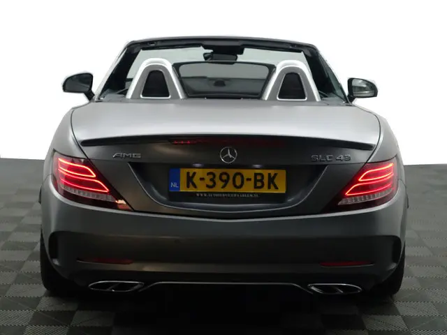 Mercedes-Benz SLC