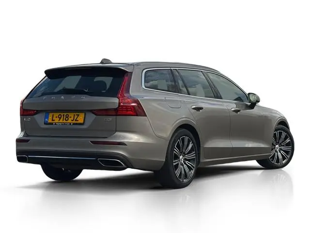Volvo V60 2.0 B3 Inscription ✅ Pano ✅ Trekhaak ✅ Leder