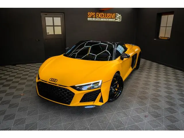 Audi R8