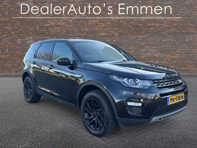 Land Rover Discovery Sport 2.0 TD4 HSE LEDER PANODAK NAVI XENON 116000KM!