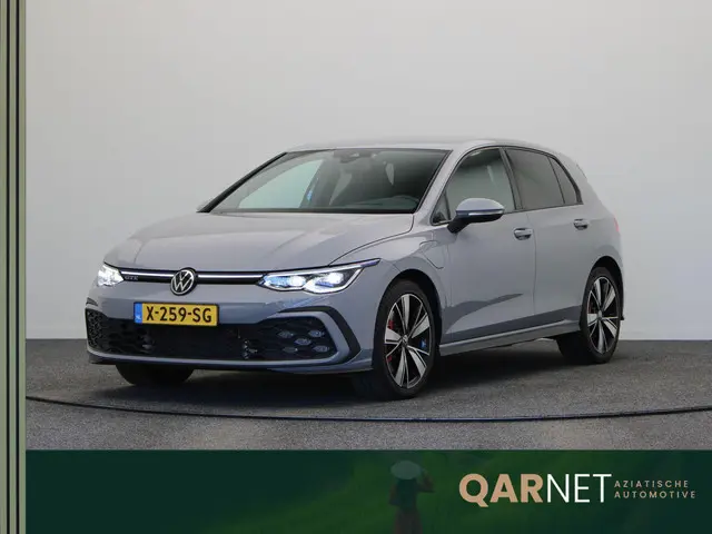 Volkswagen Golf 1.4 eHybrid GTE | Sportstoelen | Lichtmetaal | SOH 90% | Trekhaak |