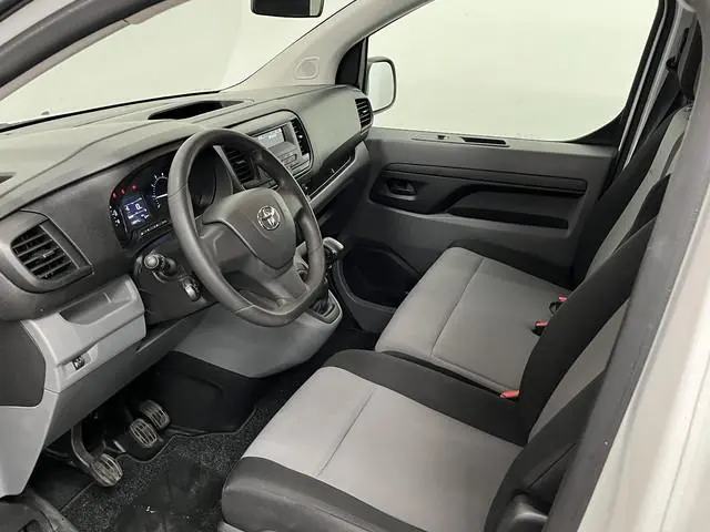 Toyota PROACE Shuttle 1.5 D-4D Cool Comfort Long 9persoons PERSONENBUS Airco Cruise Control Trekhaak...