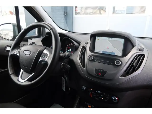 Ford Transit Courier