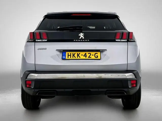 Peugeot 3008 1.2 PureTech Blue Lease Executive | Navigatie | Parkeersensoren | Lichtmetalen velgen