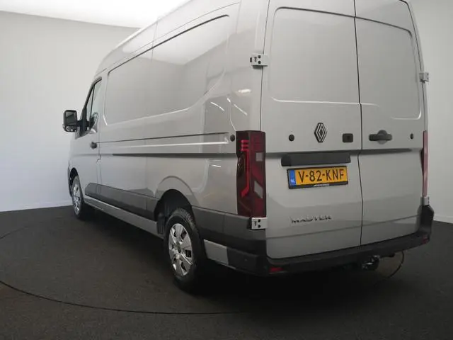 Renault Master T35 2.0 dCi 170 L2H2 Extra - All Seasonbanden - Achteruitrijcamera - Apple Carplay -...