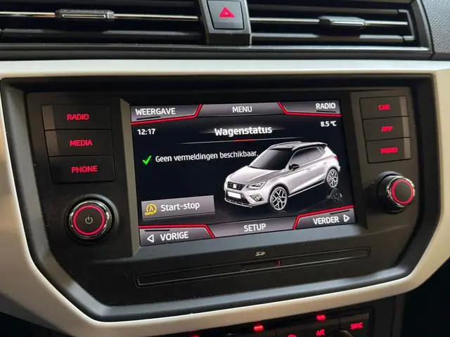 Seat Arona