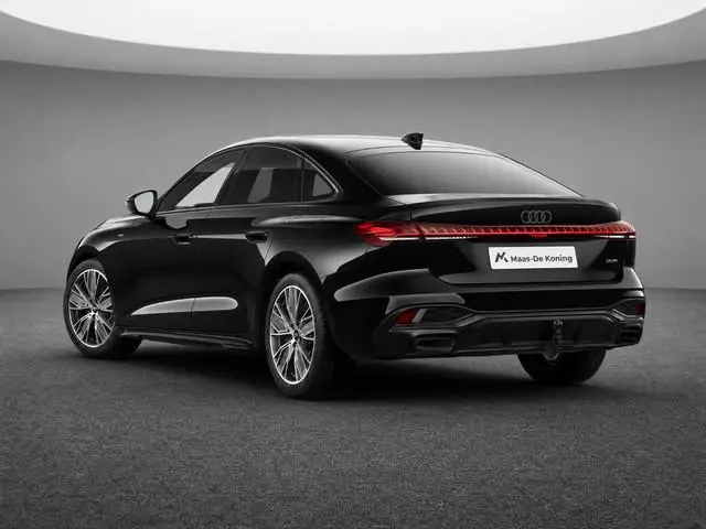 Audi A5 2.0 e-hybrid quattro S edition 299 PK · Premium pakket · Trekhaak elek. wegklapbaar · Optiek...