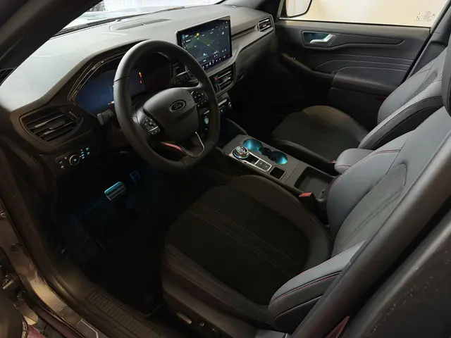 Ford Kuga 2.5 PHEV VOORRAAD DIRECT LEVERBAAR  243 PK ST-LINE X 2026 PANA B&O TREKHAAK 20''LMV  ELEK....