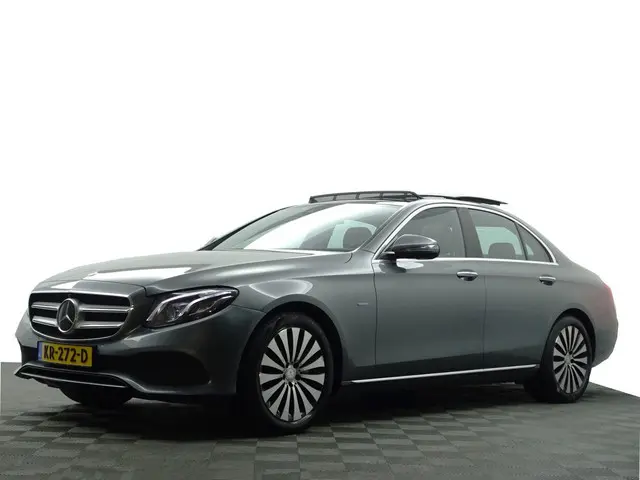 Mercedes-Benz E-klasse 350 e AMG Prestige Plus Aut- Panoramadak, Memory, Sfeerverlichting, CarPlay,...