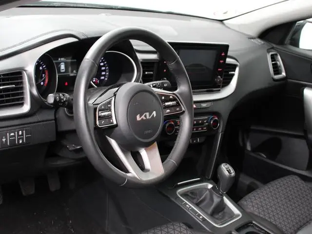 Kia Ceed Sportswagon 1.0 T-GDi 120pk Dynamic Line Climate control Cruise control Apple Carplay/ Andr...