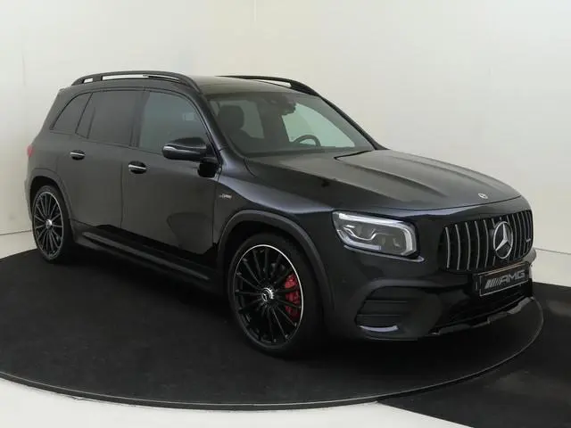 Mercedes-Benz GLB AMG 35 4MATIC 7p. / Night pakket/ Panoramadak/ Carplay/ MULTIBEAM/ KEYLESS GO/ 21"