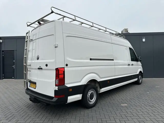Volkswagen Crafter 2.0 TDI 141 PK E6 / L4H3 / INRICHTING / IMPERIAAL + TRAP / 3 TONS TREKHAAK / CAME...