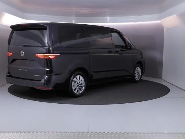 Volkswagen Bedrijfswagens Multivan Economy Business L2 1.5 eHybrid EU6 180 kW (245pk)