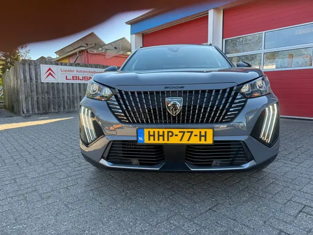 Peugeot 2008 1.2 PureTech 130 PK | Allure |