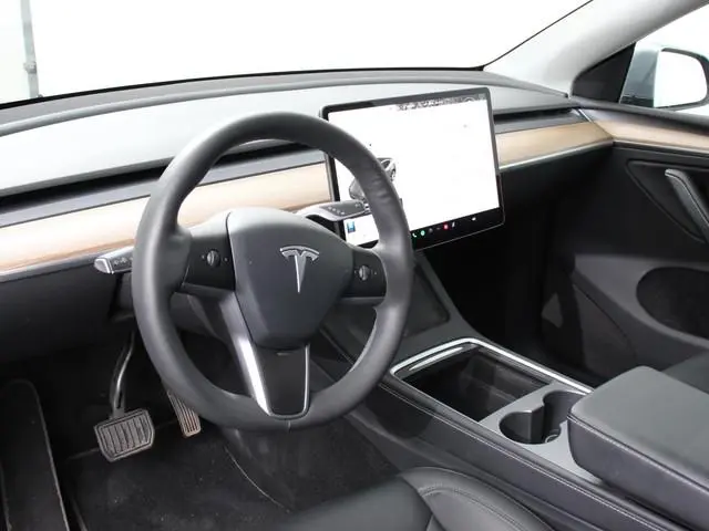 Tesla Model Y Long Range AWD 75 kWh Climate control Adaptieve cruise control Achteruitrijcamera Pano...