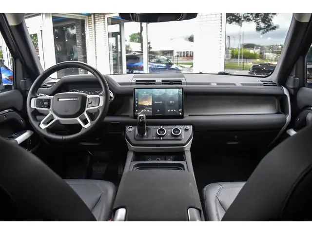 Land Rover Defender 3.0 D200 90 MHEV SE 90 Trekhaak Meridian Sound Leder