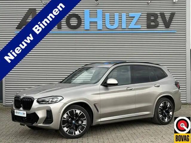 BMW iX3 High Executive 80 kWh SOH 100% M Sport Panoramadak Trekhaak Leder Harman-Kardon 20 inch 360...