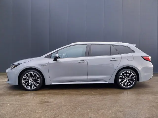 Toyota Corolla Touring Sports