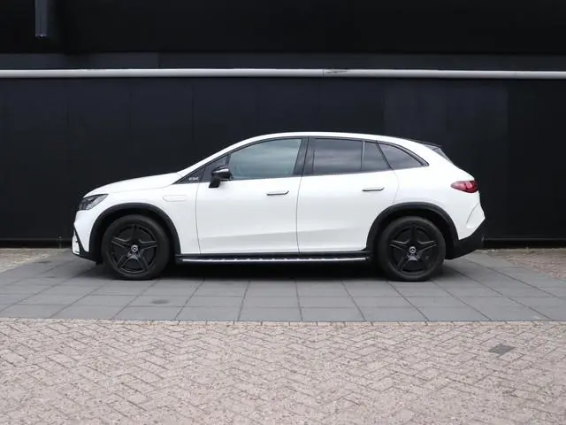 Mercedes-Benz EQE SUV 500 4Matic AMG Line 91 kWh | SOH 99,8% | LEDER | HYPERSCREEN| BURMESTER | PANO...