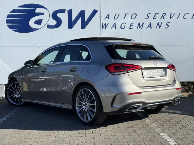 Mercedes-Benz A-klasse 250 4MATIC AMG-Line | Pano | Trekhaak | MultiBeam LED | Ambient Light | 19 in...