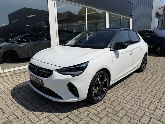 Opel Corsa 1.2 GS Line Pano | Cruise | Winterpakket