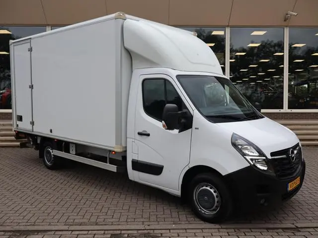 Opel Movano