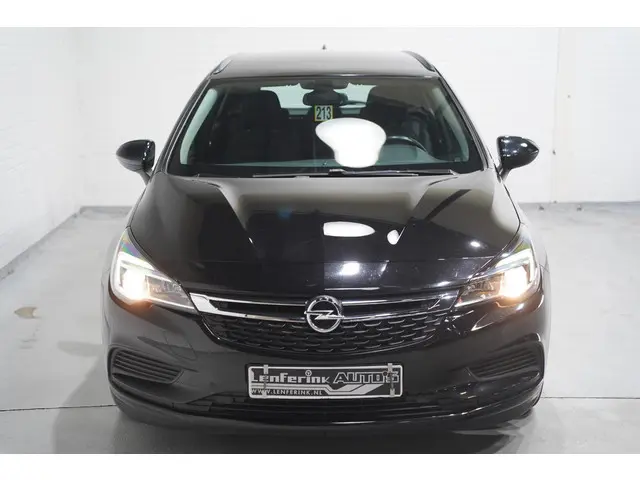 Opel Astra Sports Tourer 1.6 CDTI Online Edition Navi PDC v+a Apple Carplay NAP