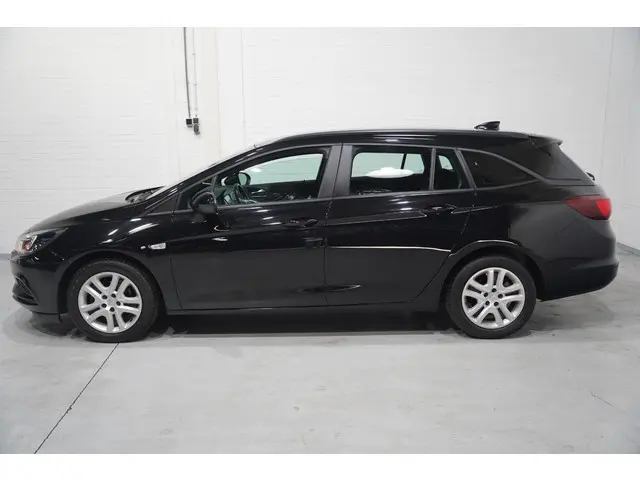 Opel Astra Sports Tourer 1.6 CDTI Online Edition Navi PDC v+a Apple Carplay NAP