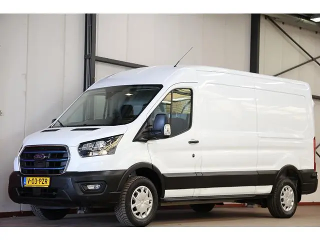Ford E-Transit 350 L3H2 Trend
