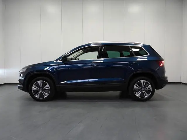 Skoda Karoq 1.5 TSI Aut. Business Edition NAVI/CAMERA/WINTERPACK/LED/17"LMV!