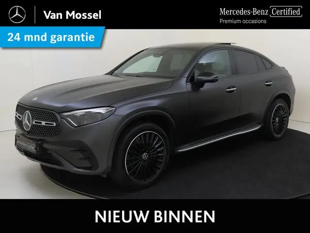 Mercedes-Benz GLC-klasse Coupé 300e 4MATIC Sport Edition Premium Plus/ Panoramadak/ AIRMATIC/ Achter...