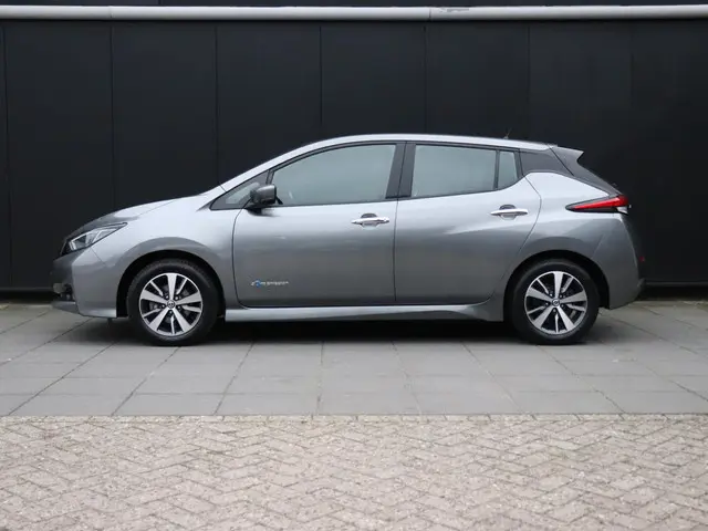 Nissan LEAF Acenta 40 kWh | SOH 87,6% | CAMERA | NAVI | CRUISE |