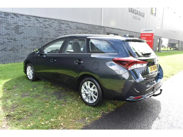 Toyota Auris Touring Sports 1.2T Aspiration Limited Navi Trekhaak Parkeer camerafoto’s volgen 
