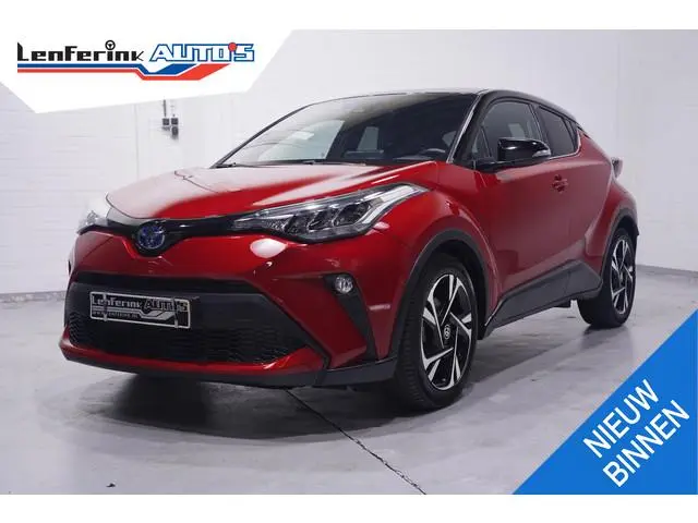 Toyota C-HR 2.0 Hybrid Dynamic Team Duitsland Apple-carplay 18"-lmv Led-verlichting Camera DAB-ontva...