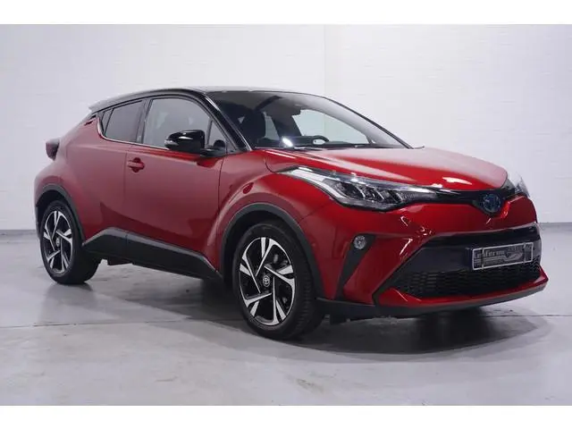 Toyota C-HR 2.0 Hybrid Dynamic Team Duitsland Apple-carplay 18"-lmv Led-verlichting Camera DAB-ontva...