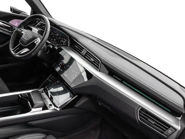 Audi Q8 e-tron