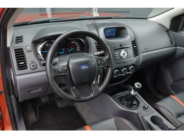 Ford Ranger 3.2Tdci 200Pk | Super Cab | Wildtrak | Achteruitrijcamera | Rollertop | Trekhaak | 18''