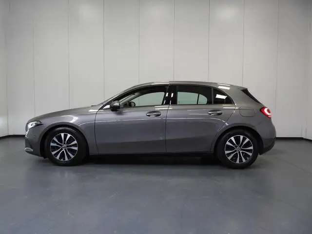 Mercedes-Benz A-Klasse A160 Business Solution NAVI/CAMERA/LED/16"LMV!