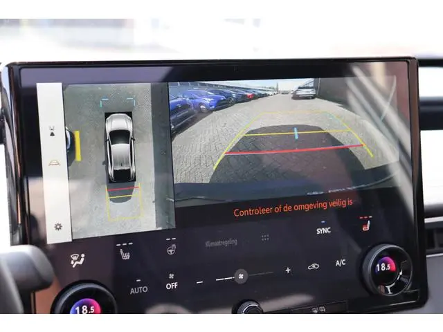 Toyota C-HR+